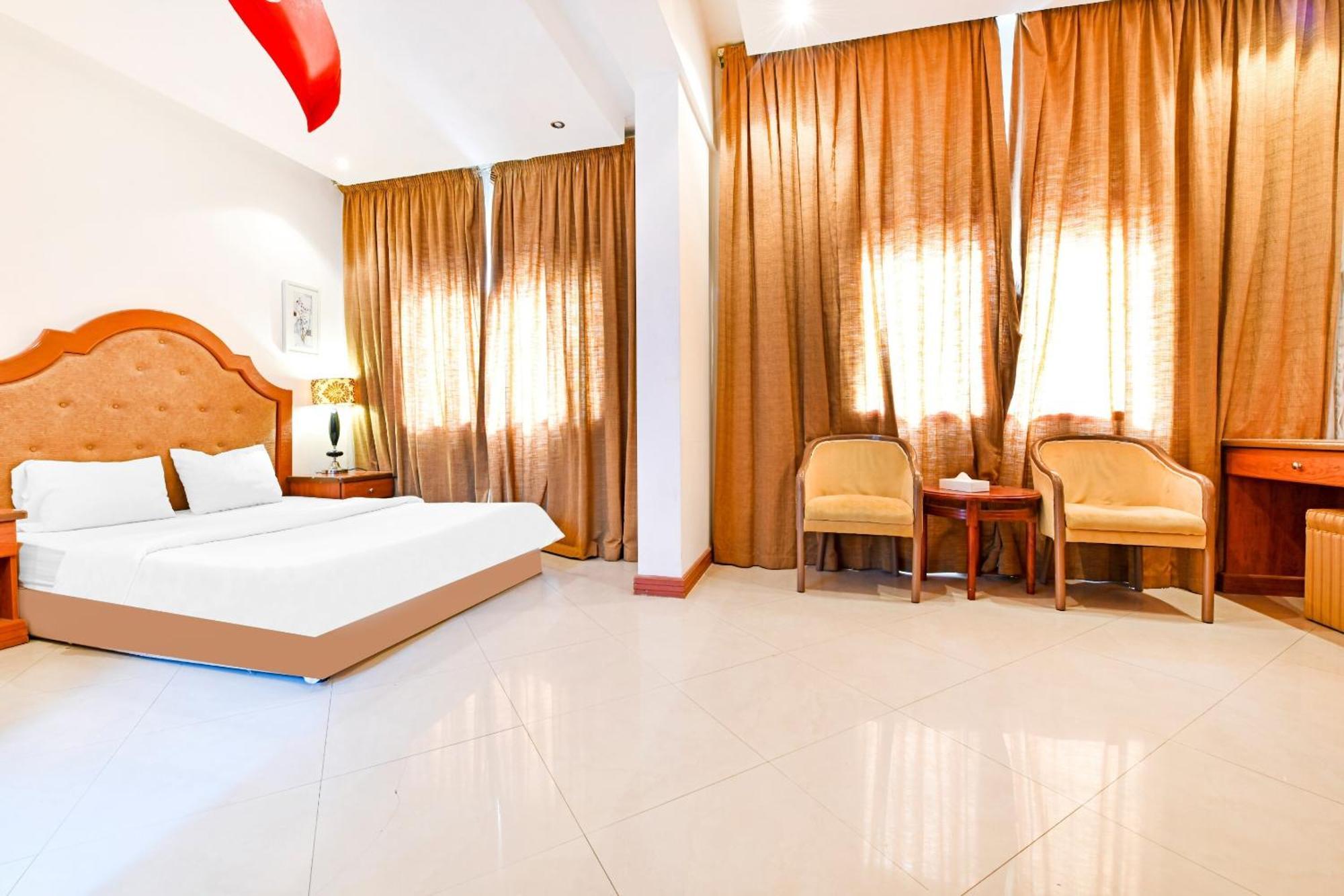 Oyo 118 Revira Hotel Манама Екстер'єр фото